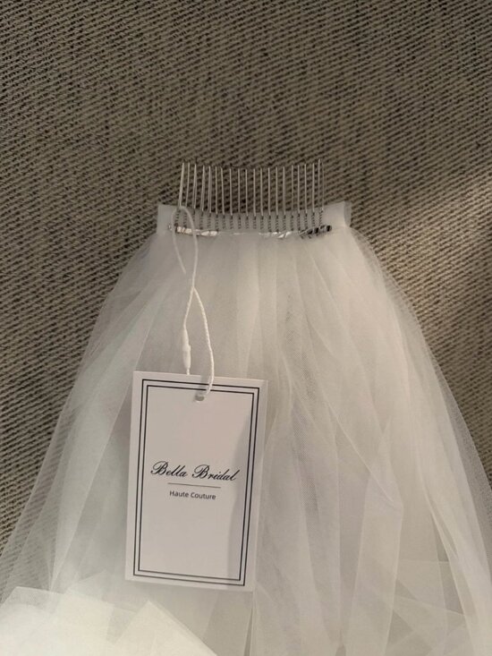 Satin Trim Cathedral Wedding Veil main image 4